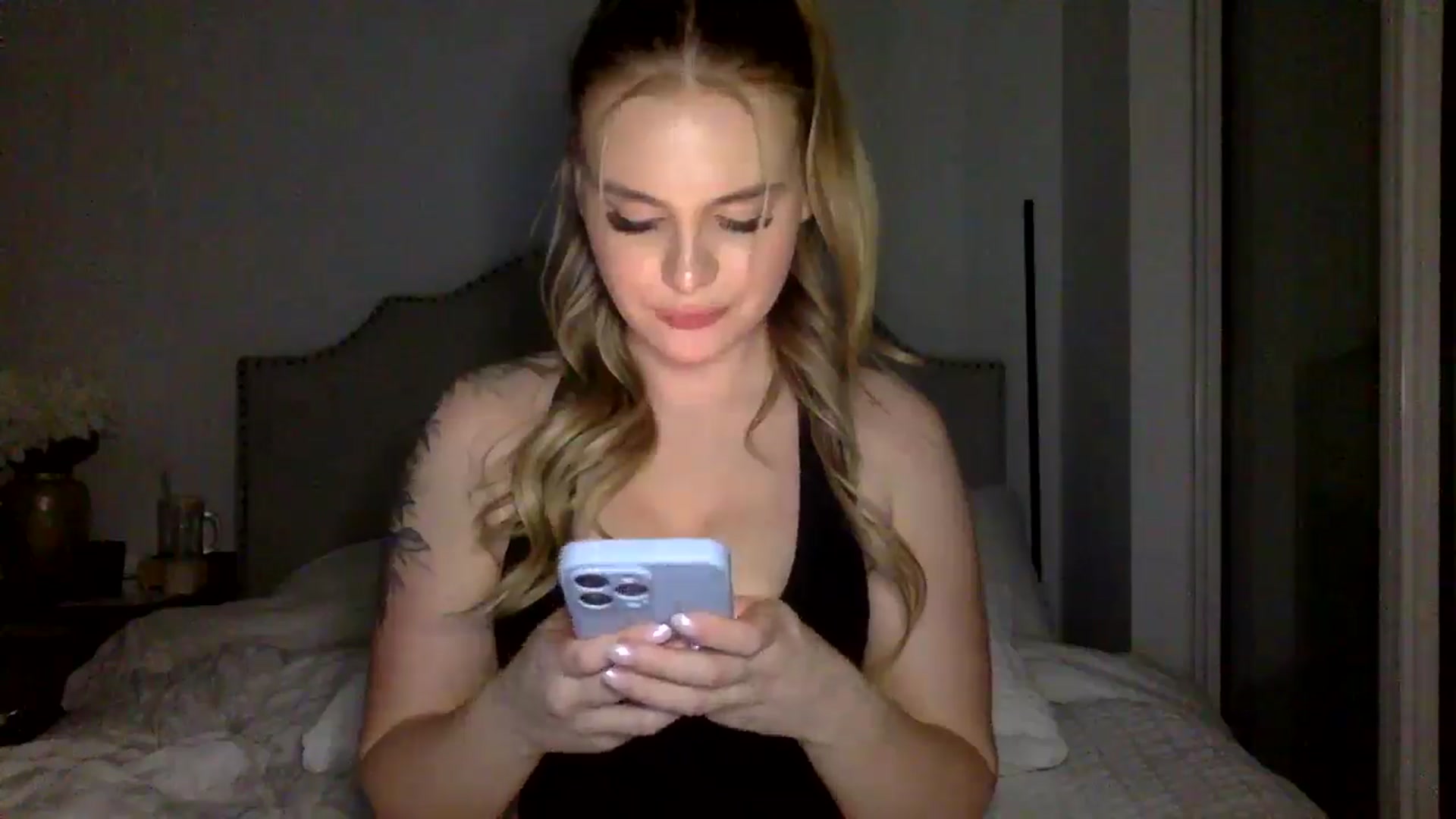 Chloeluv7 video thumbnail