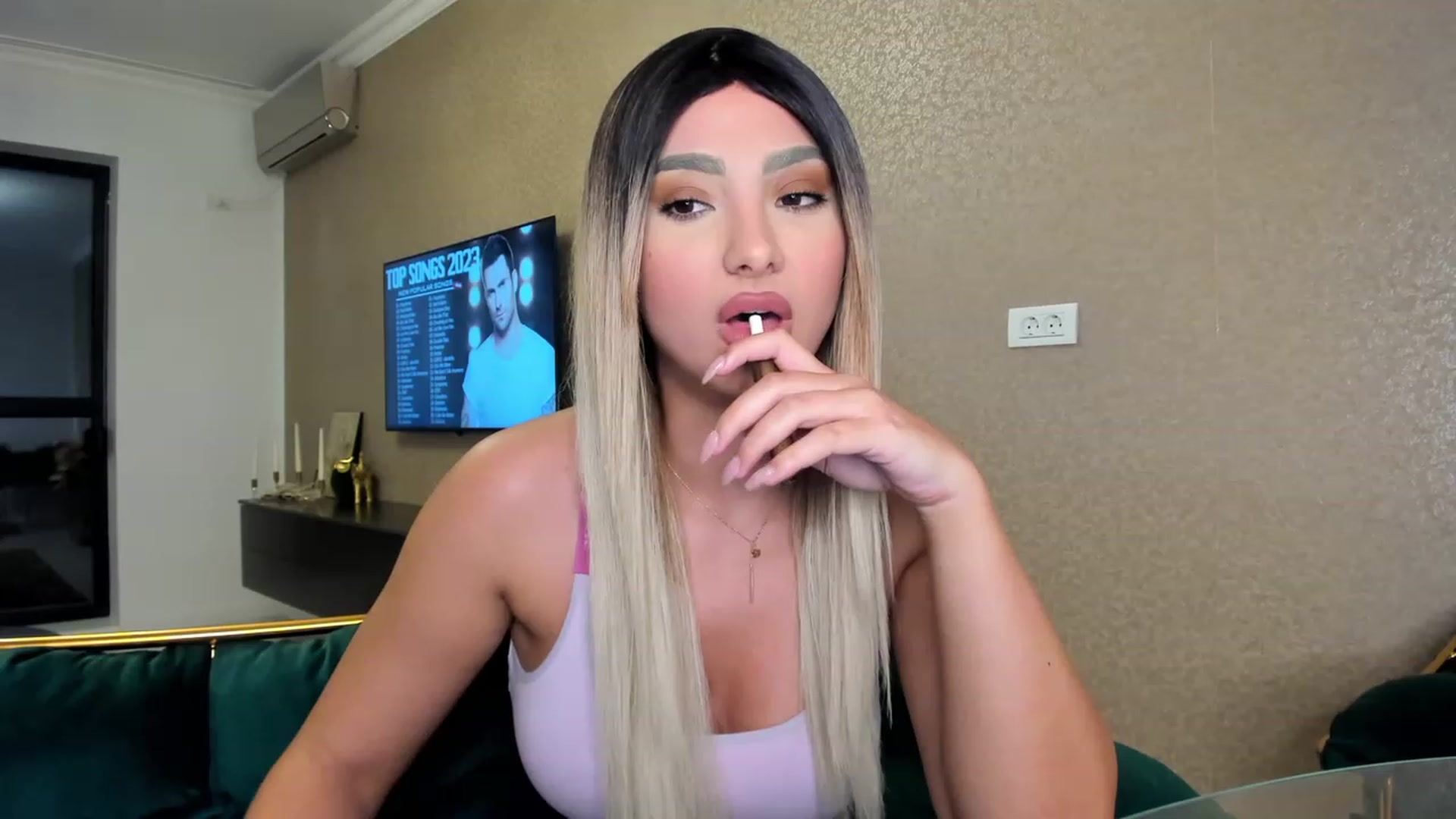 HONEY_A video thumbnail