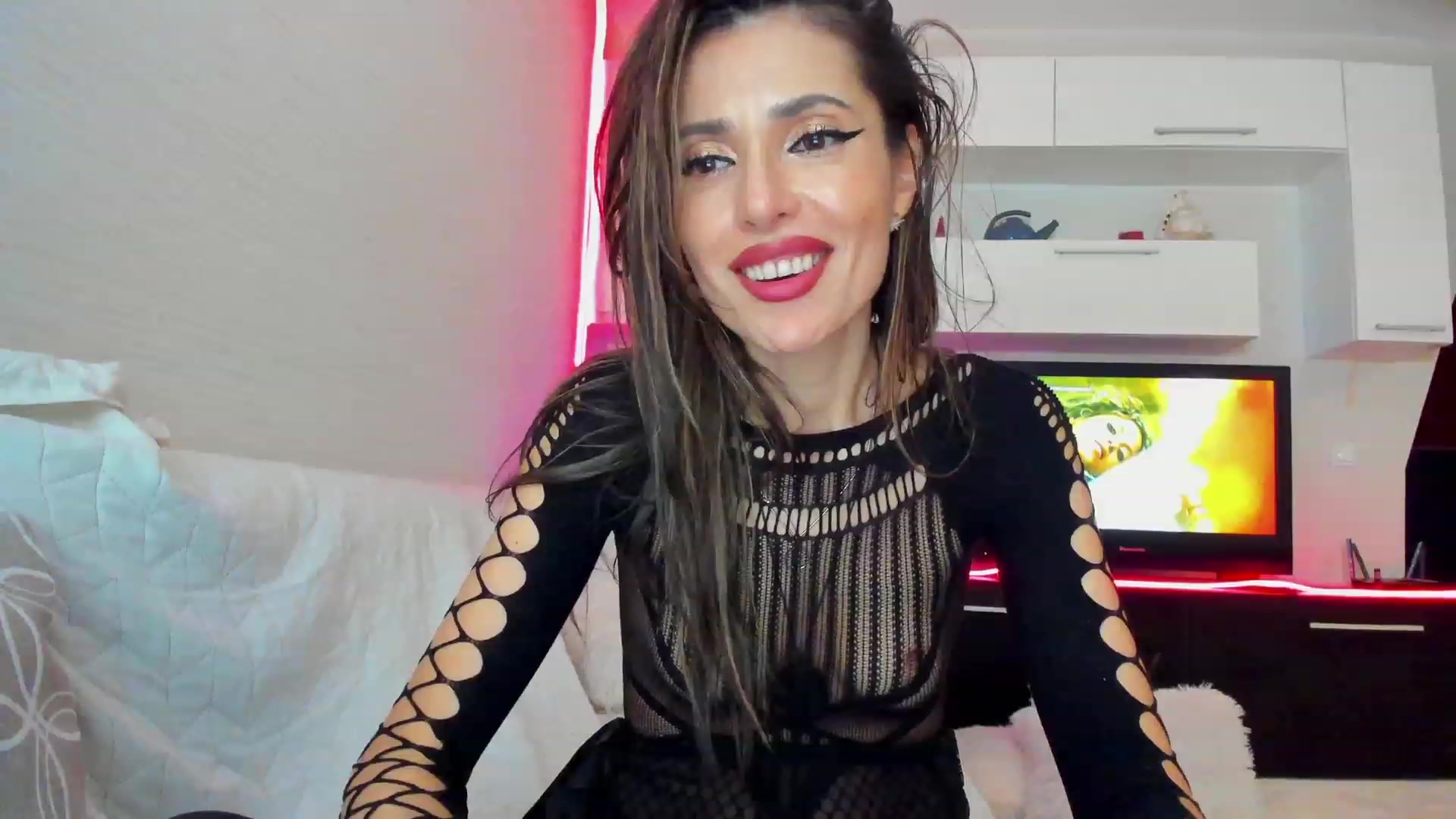 SmileyTinaa video thumbnail