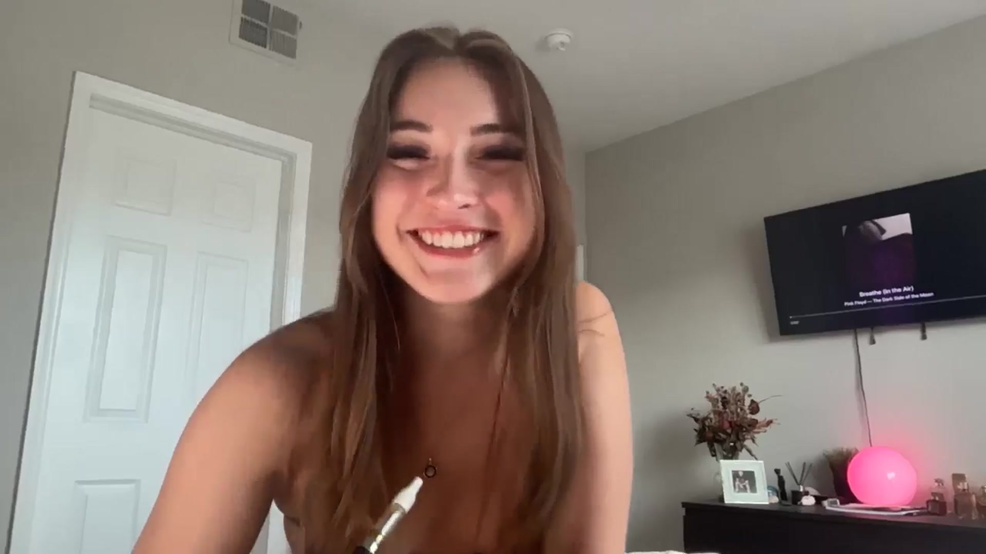 SarahRhyder video thumbnail