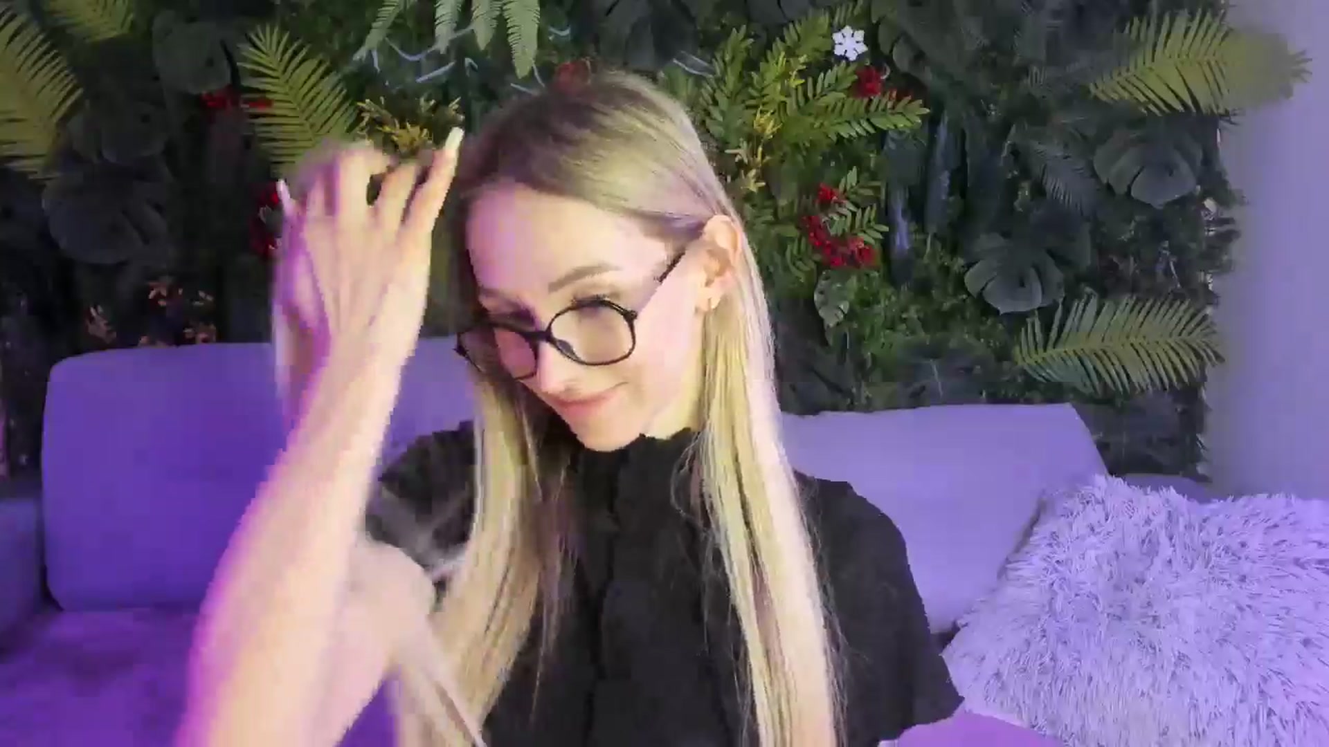 Horny_Blond video thumbnail