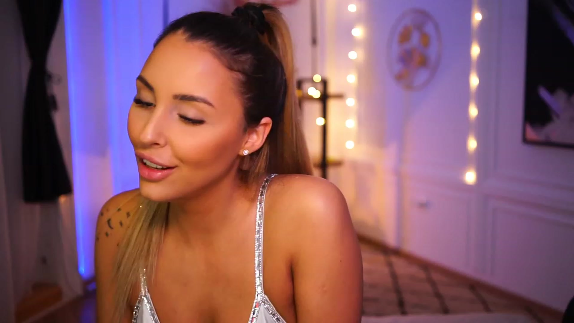 Lisamelow video thumbnail