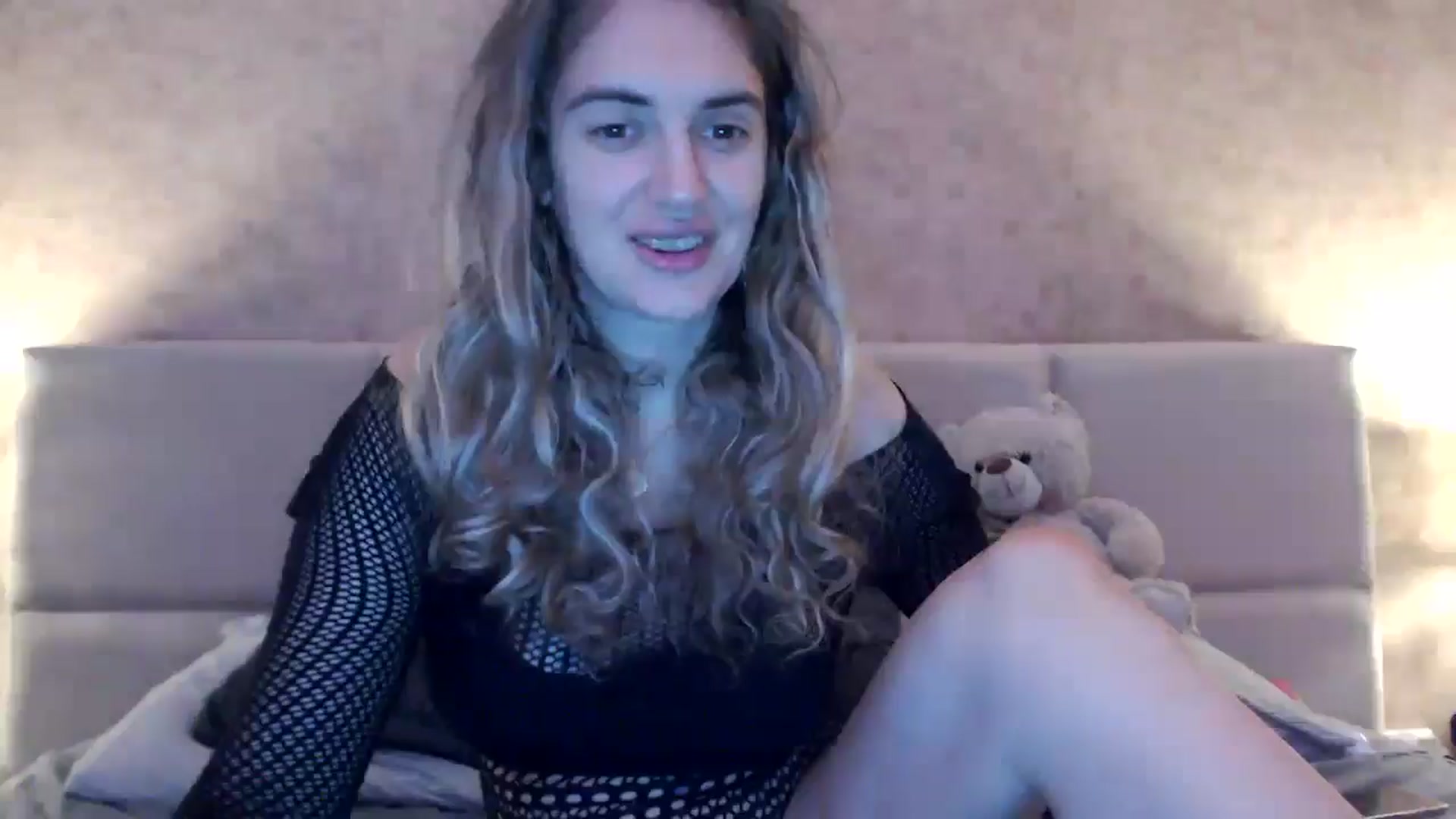 MissDivinna video thumbnail