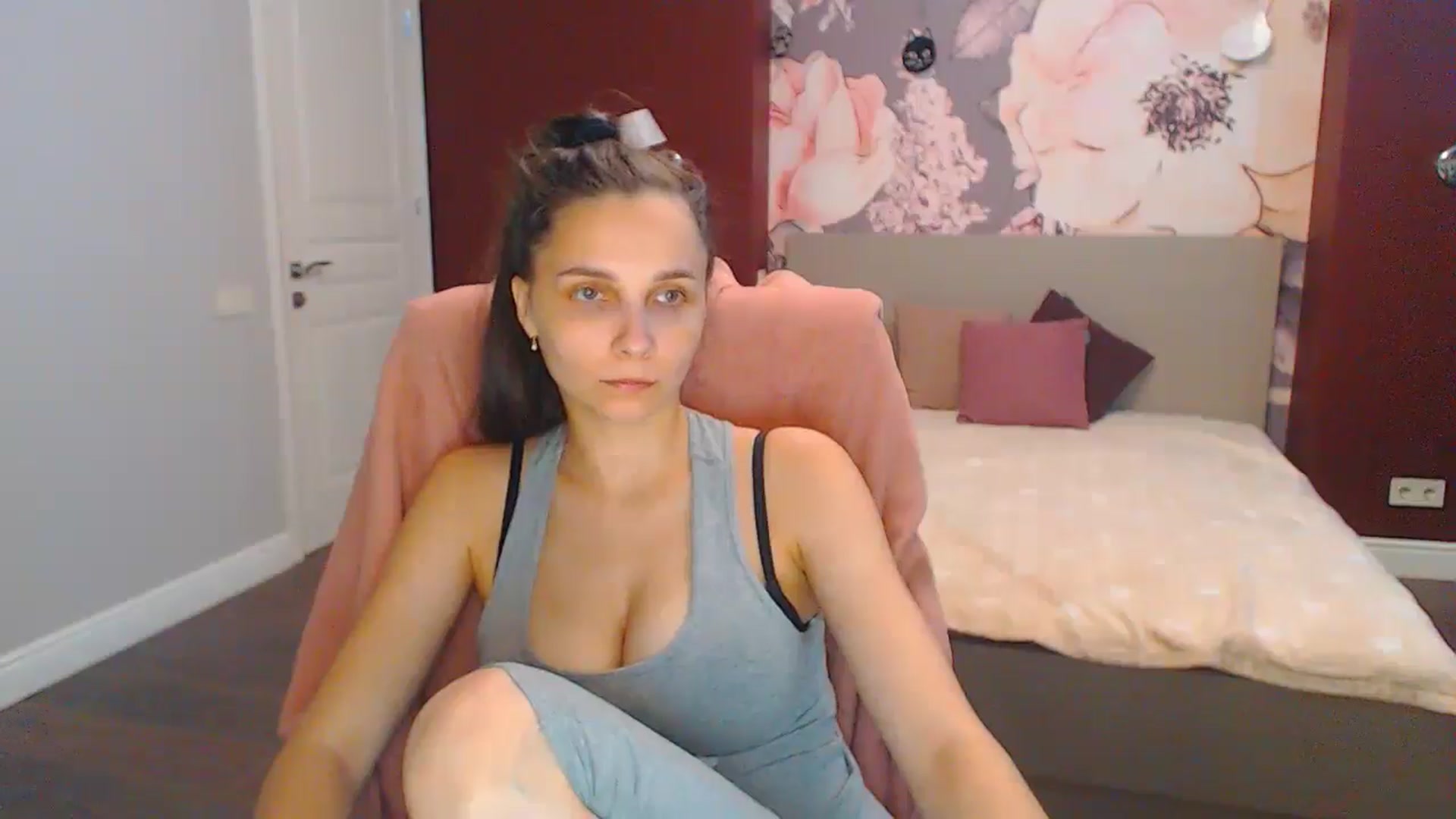 Karina_Mils video thumbnail