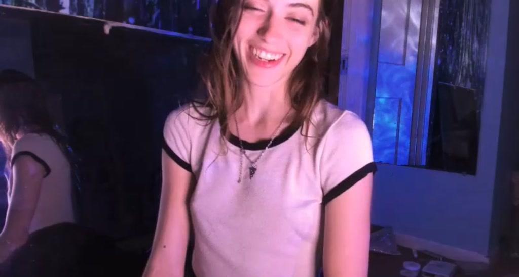 NaomiDee video thumbnail