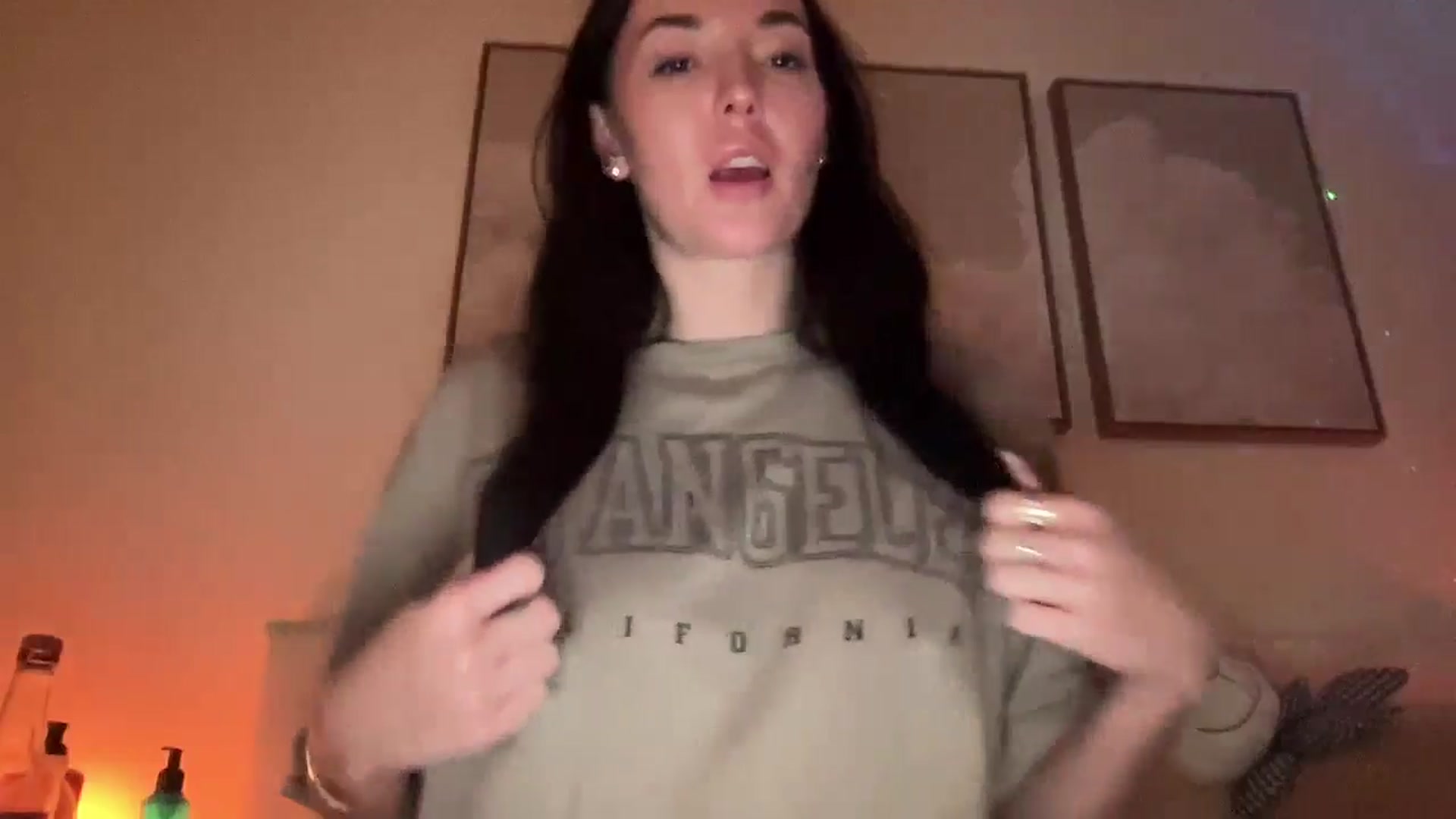 badgalsisi video thumbnail