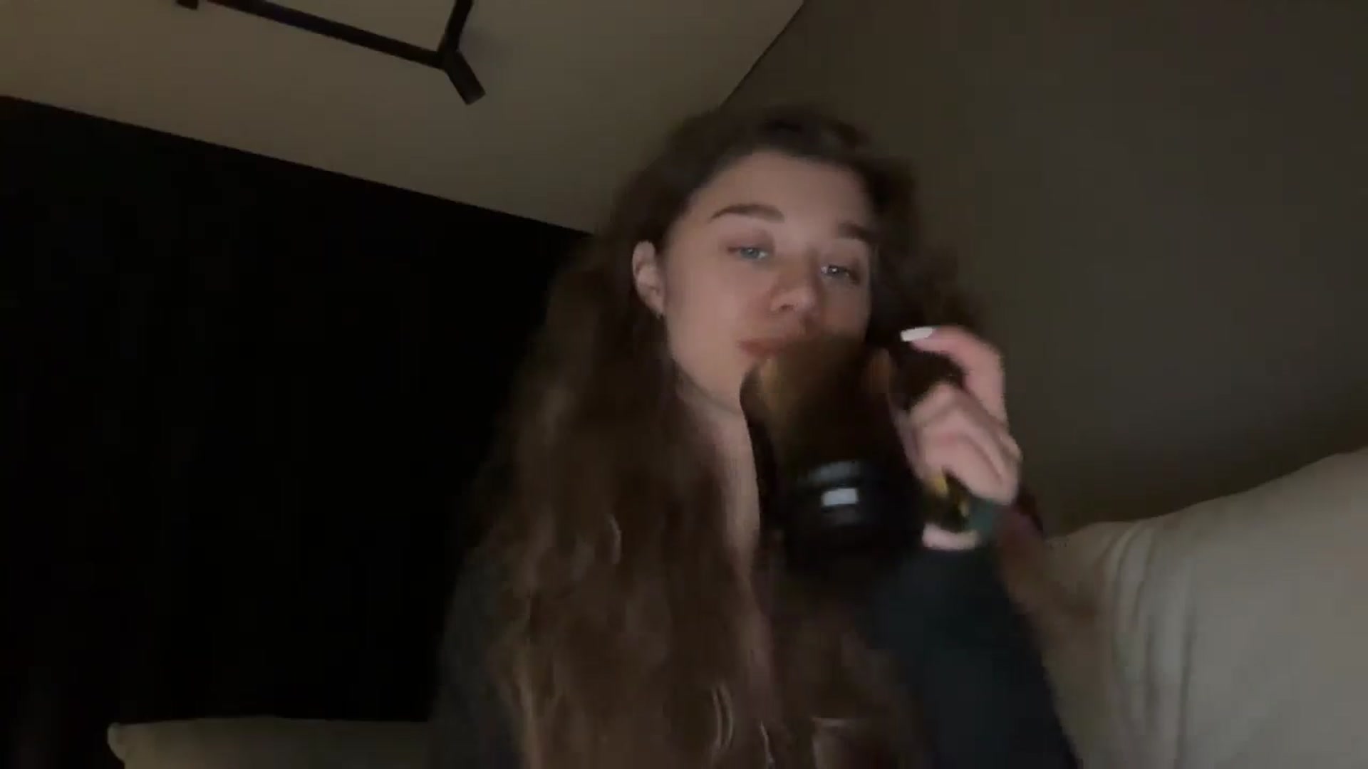 JewelReigns video thumbnail
