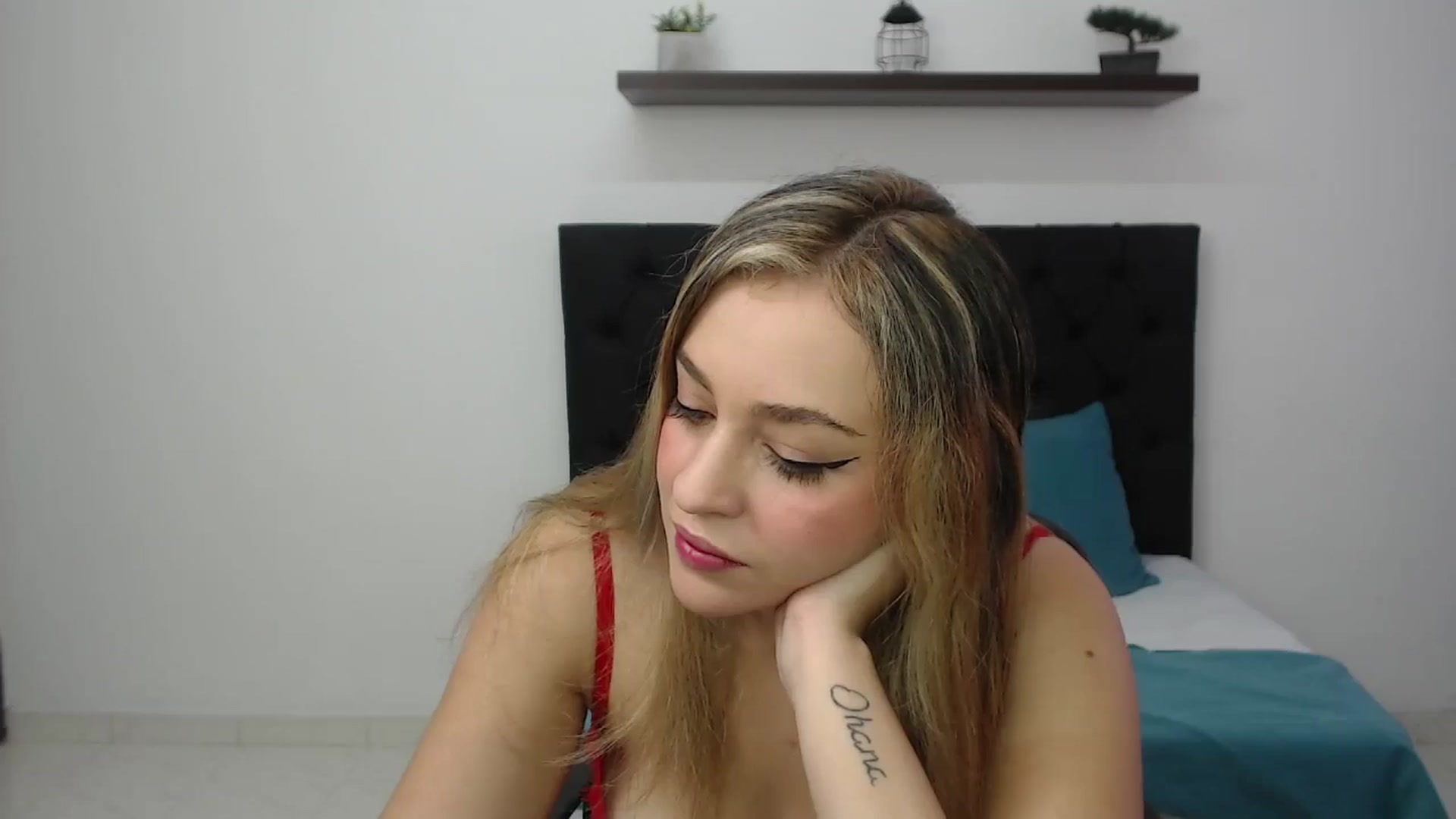 CamilleDucan video thumbnail