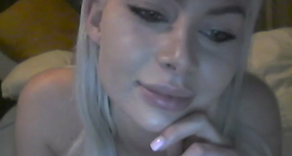AmalieHelene video thumbnail