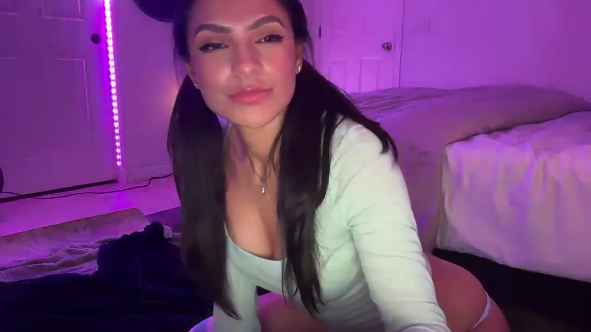 Moodybaby video thumbnail