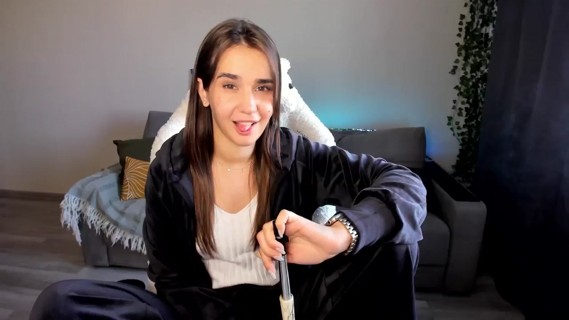 Ellies_Smile video thumbnail