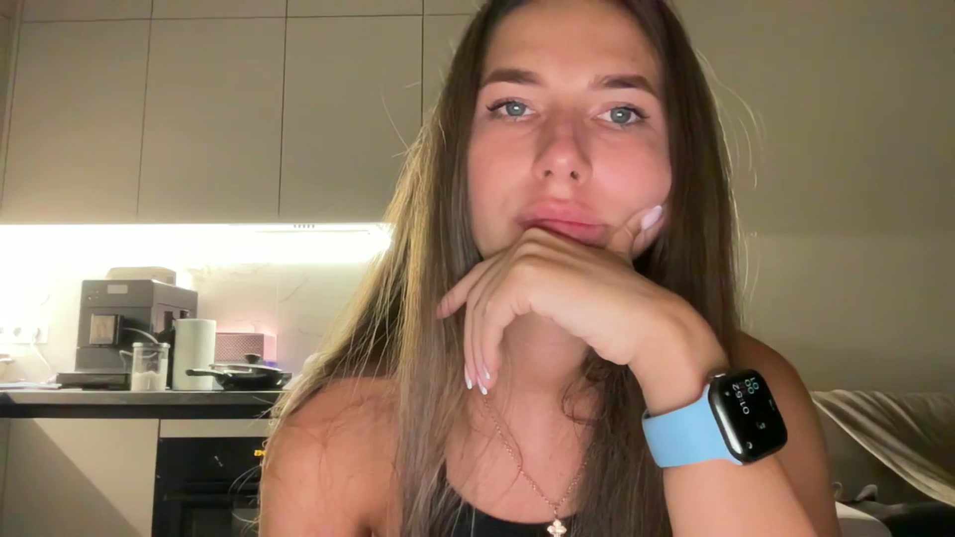 kissfreeze video thumbnail