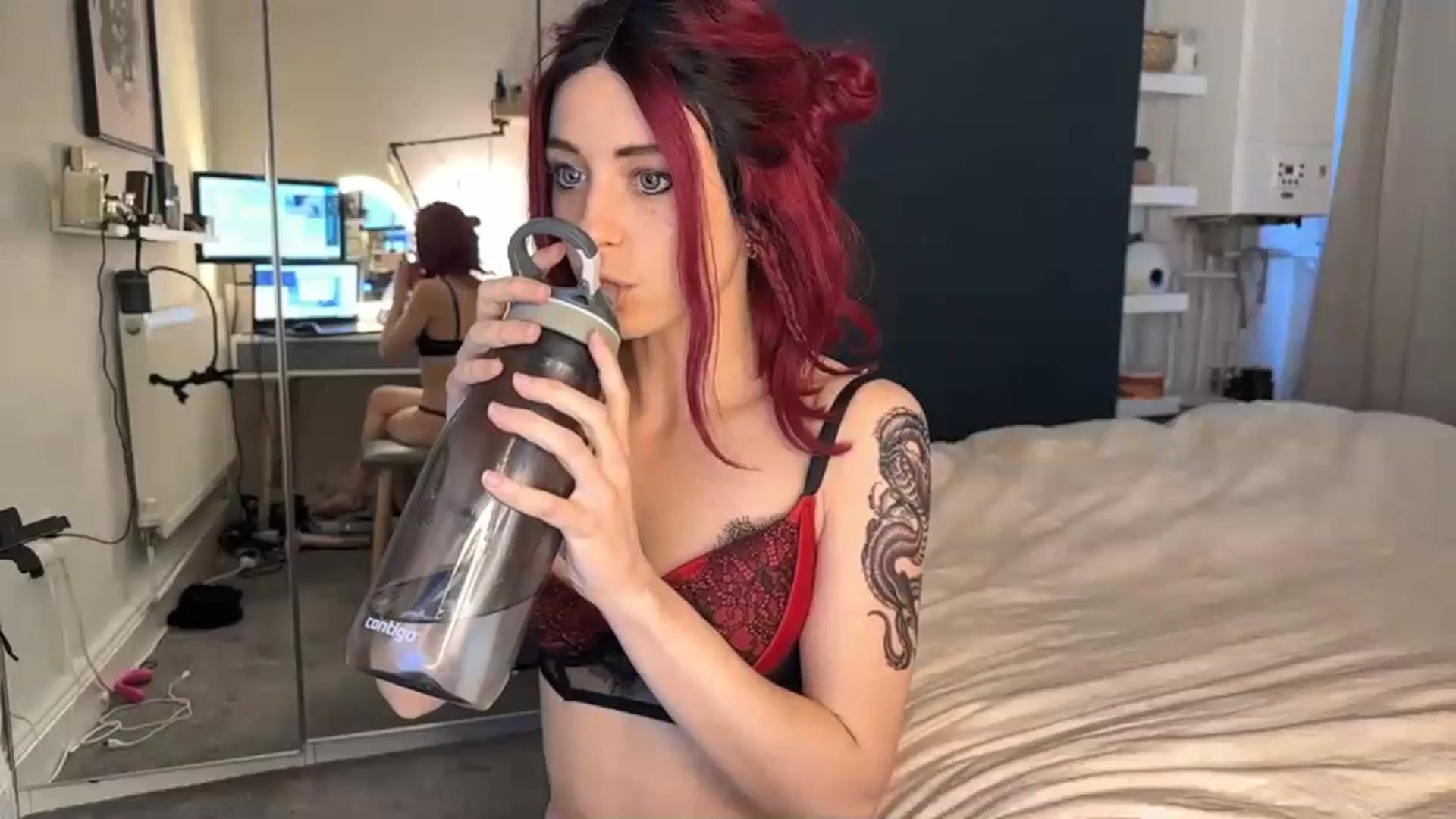 LolaBunnybun video thumbnail