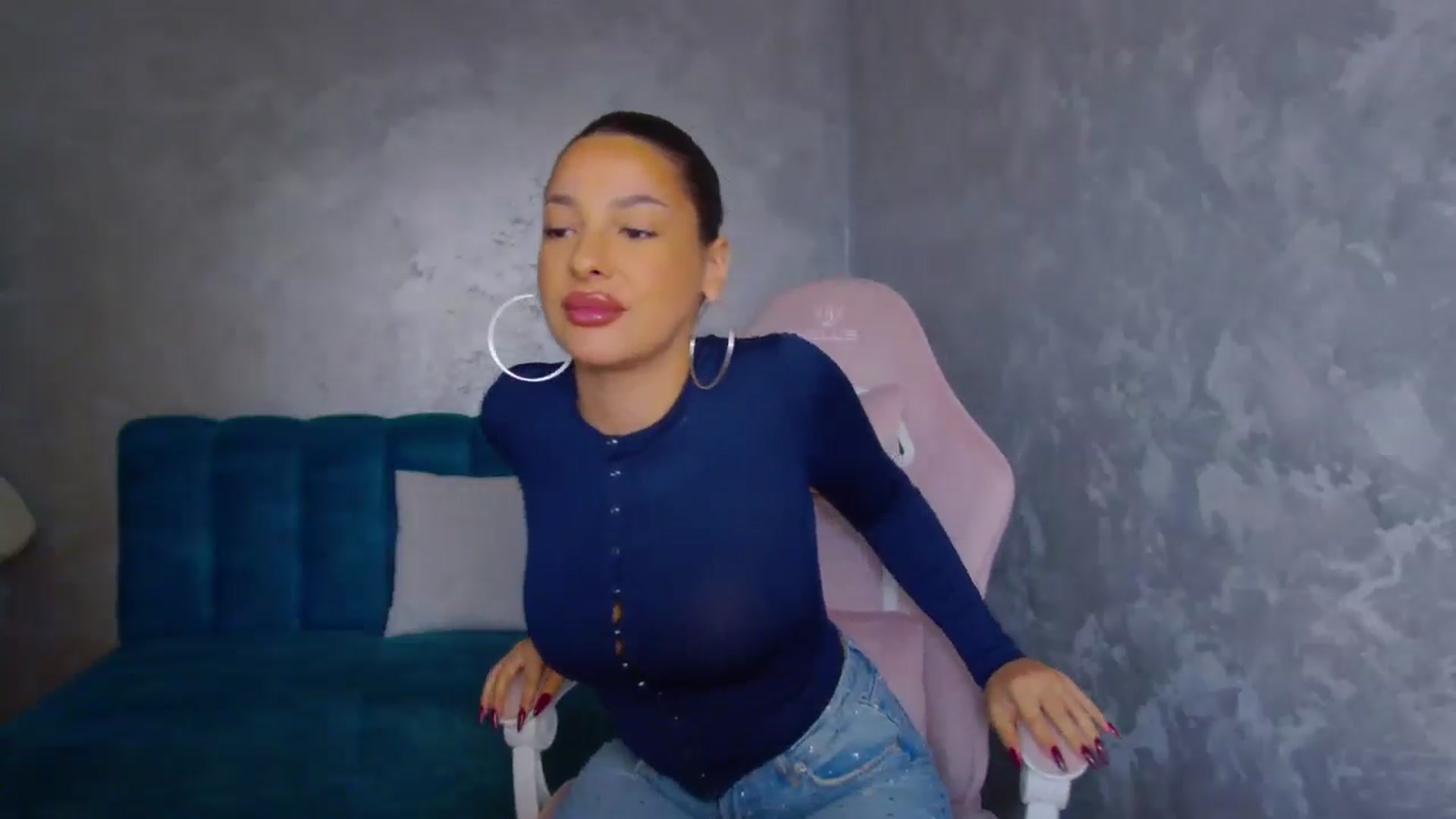 WonderWomann video thumbnail
