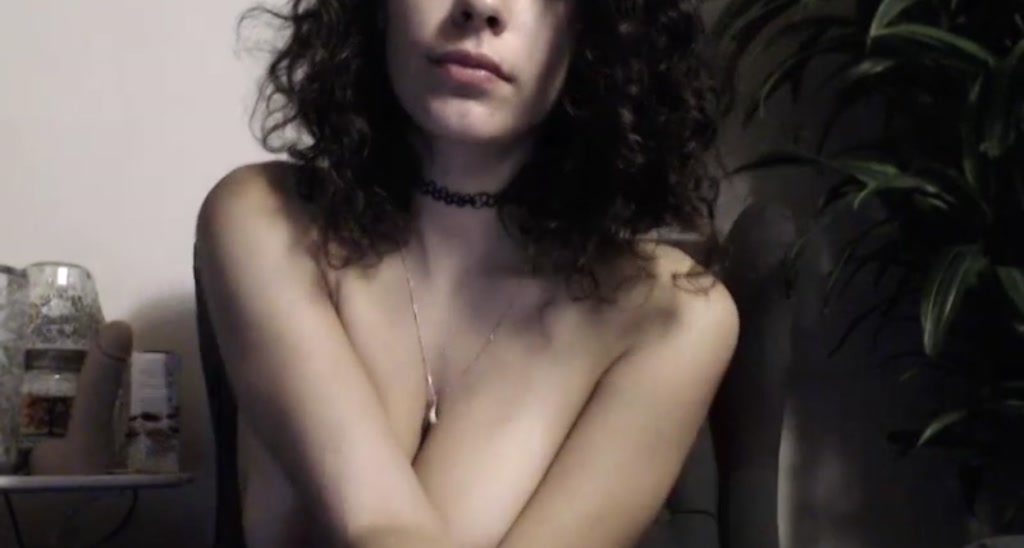 LolaRoses video thumbnail