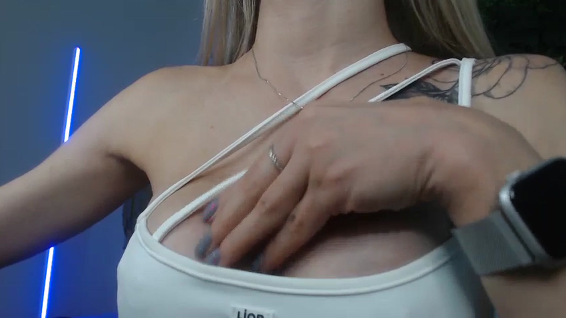 Horny_Blond video thumbnail