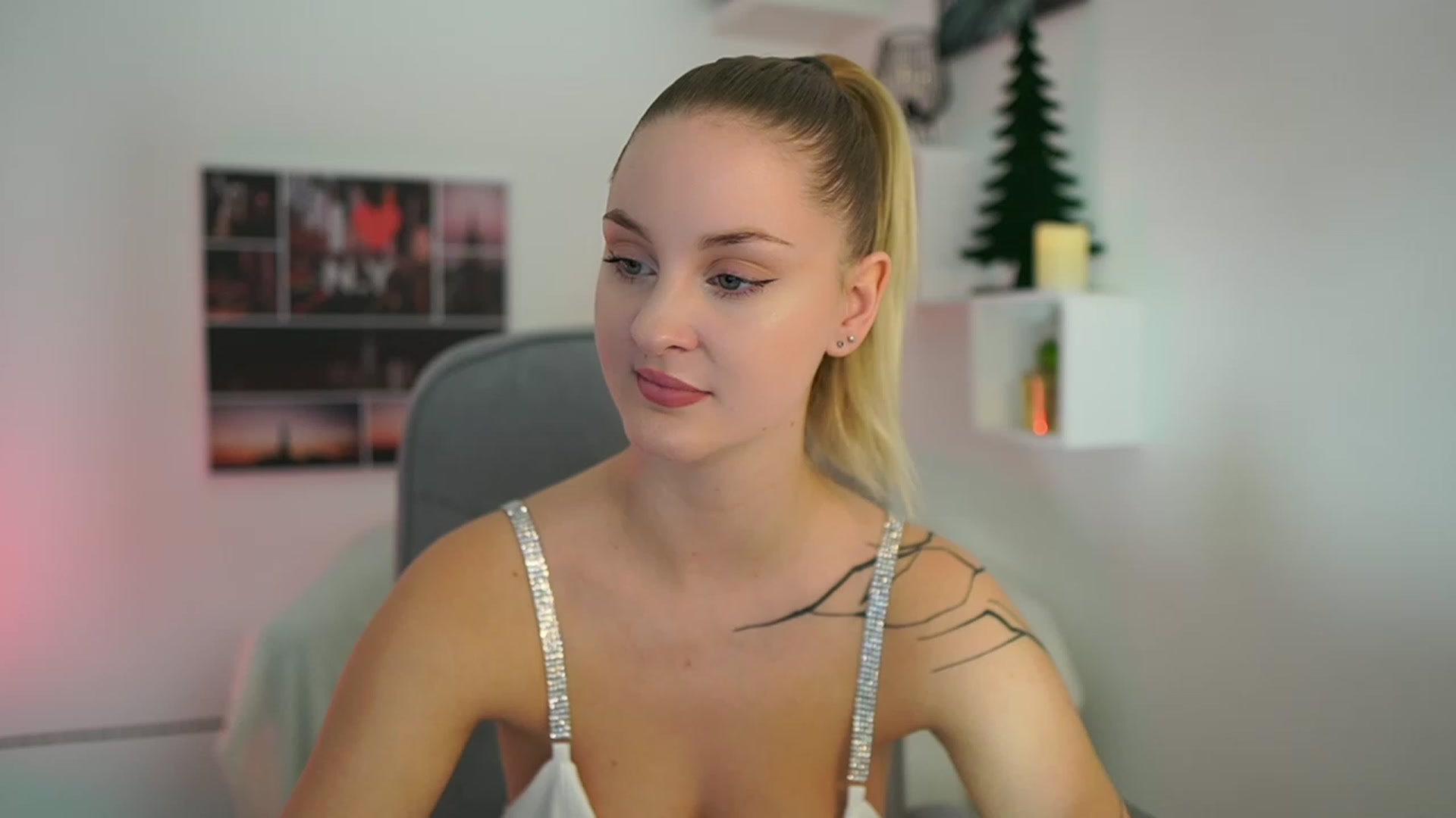 NatalliaStarr video thumbnail