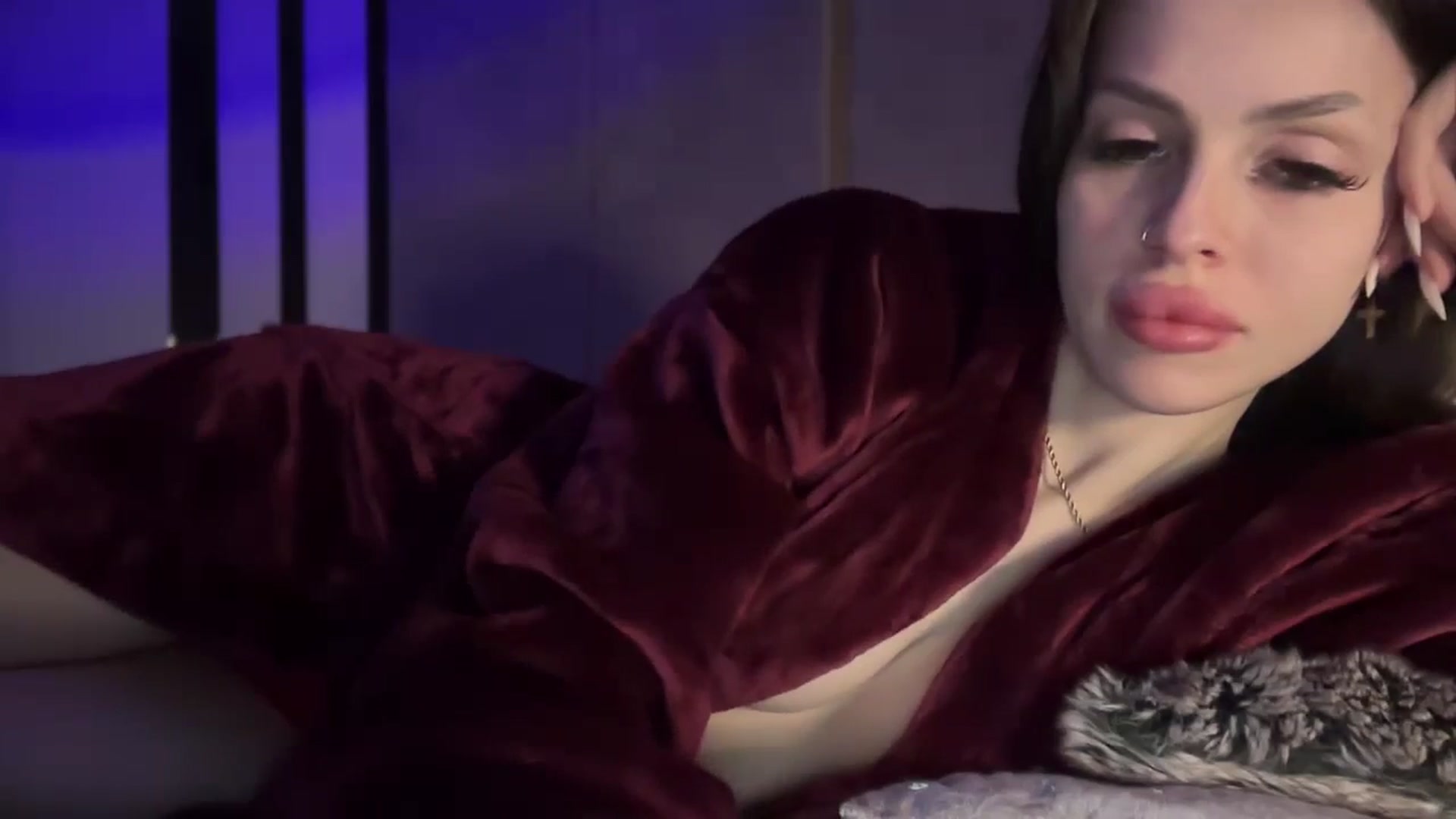 UGLYGIRL_ video thumbnail