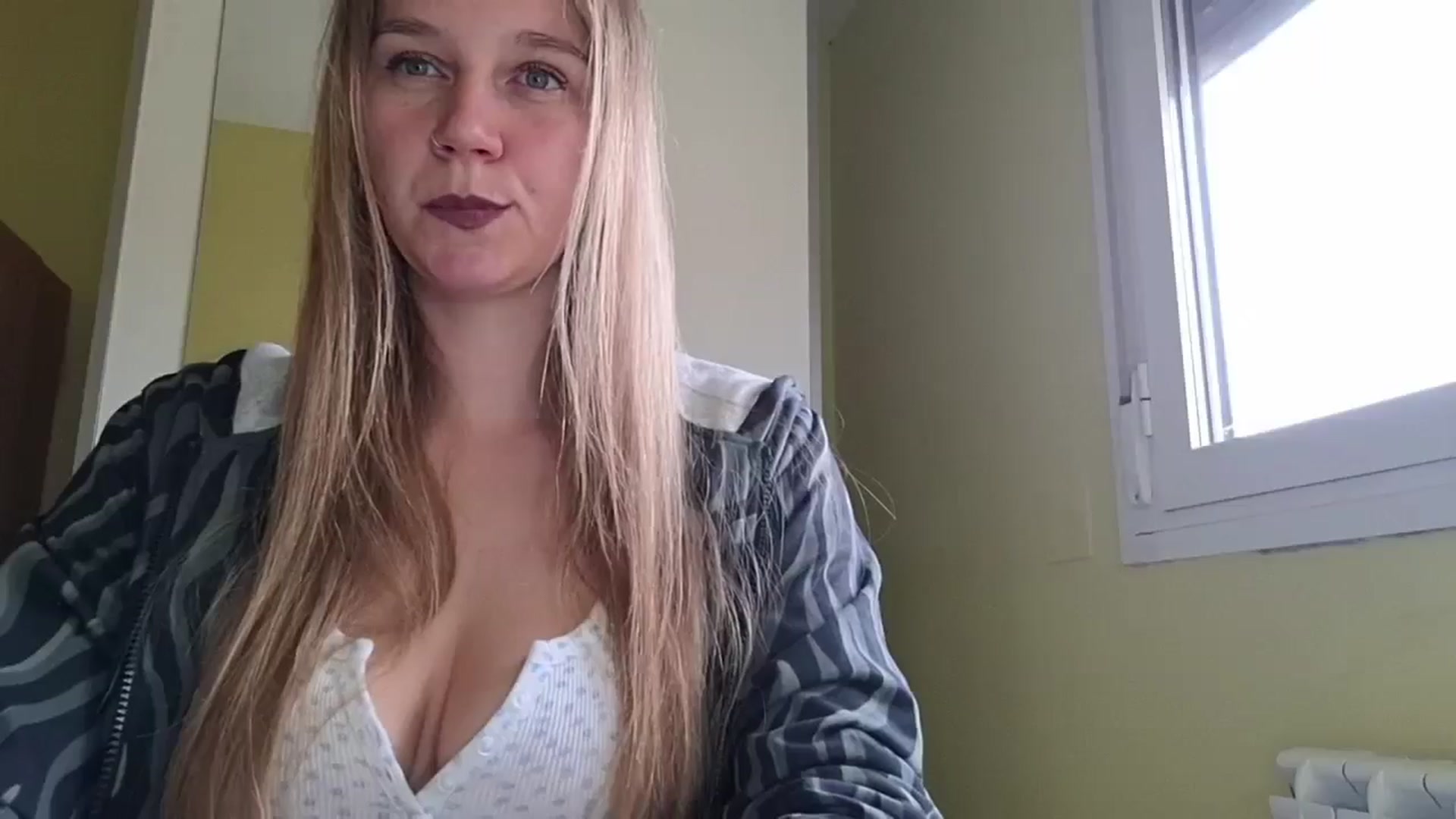 KrisssKiss1 video thumbnail