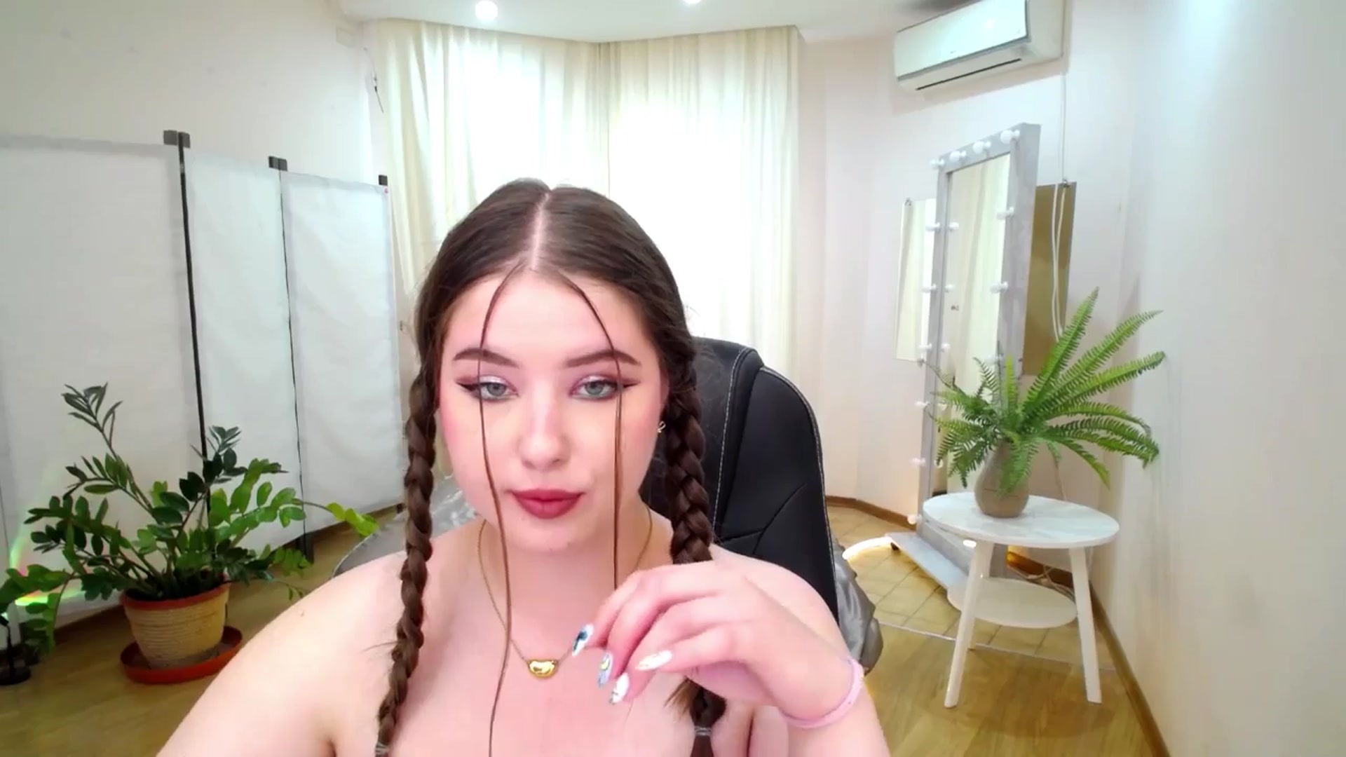 AdmireMyEyes video thumbnail