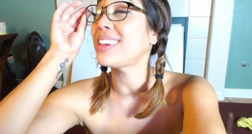 Kissboticon video thumbnail