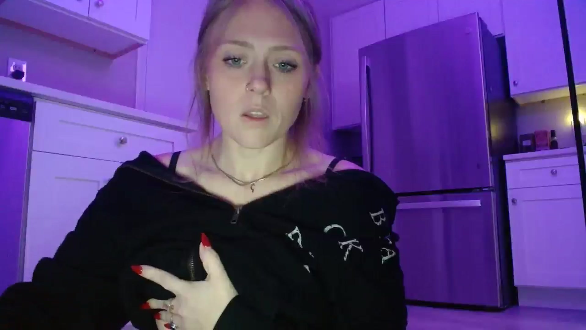 SneakyAlice video thumbnail