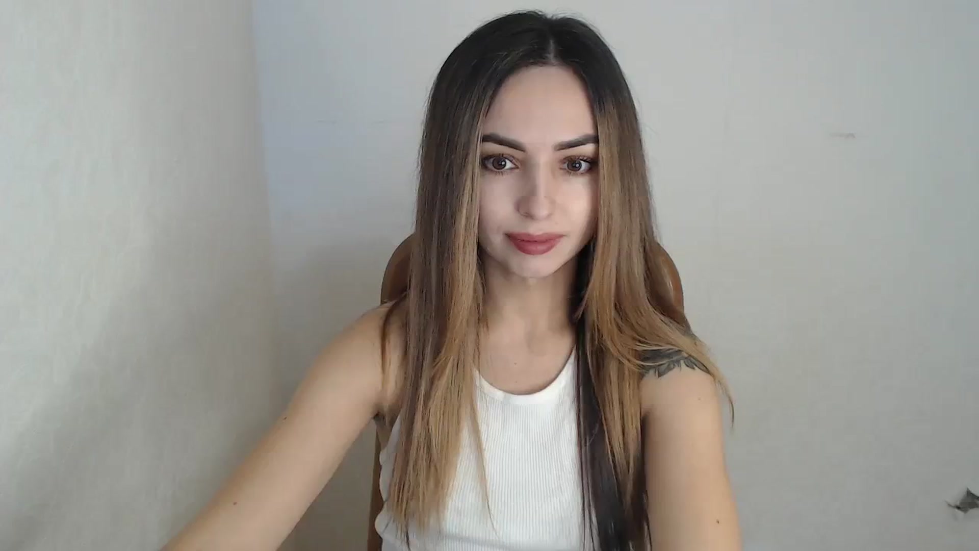 Hot_W video thumbnail