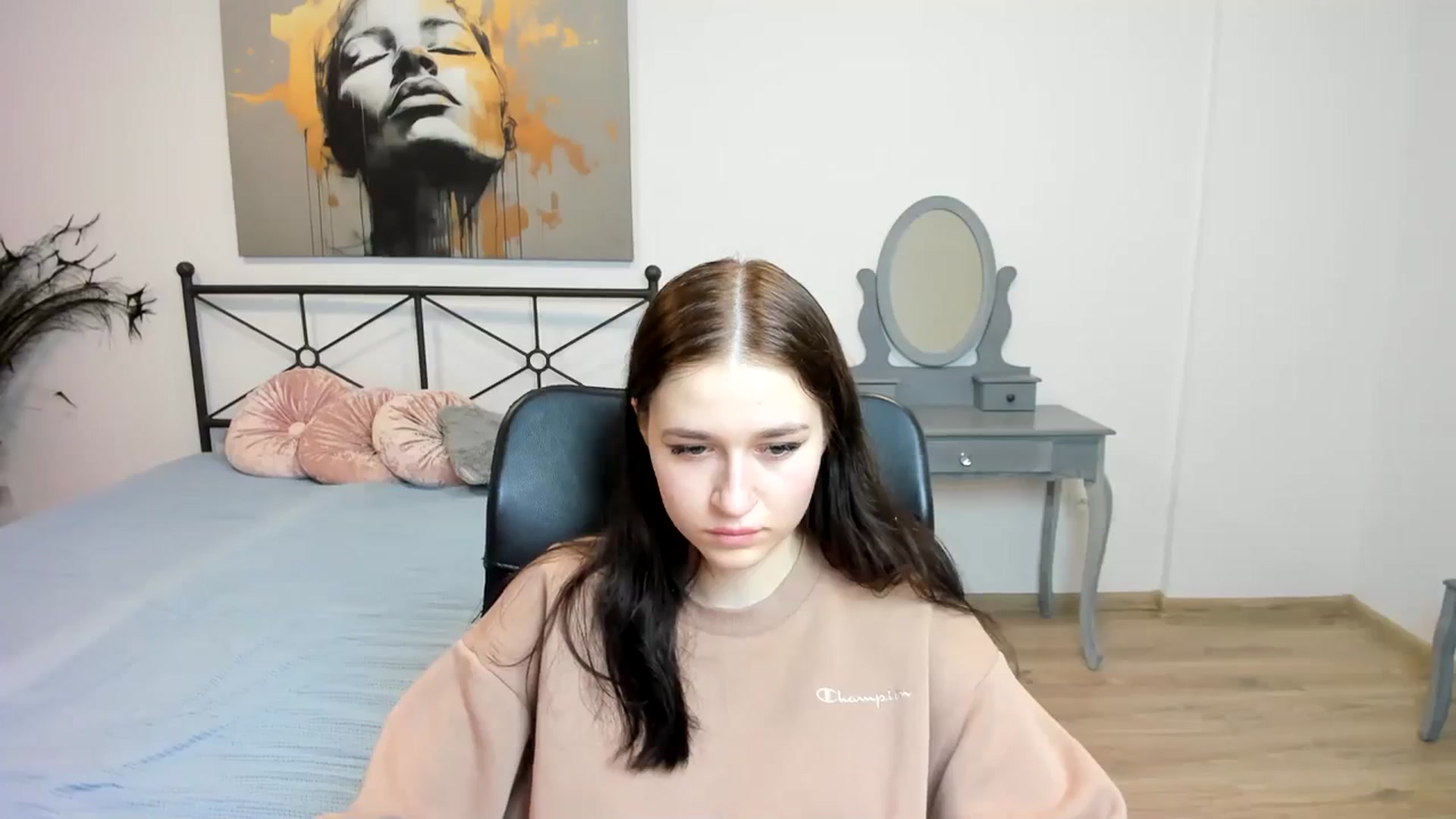 SsweetPeaches video thumbnail