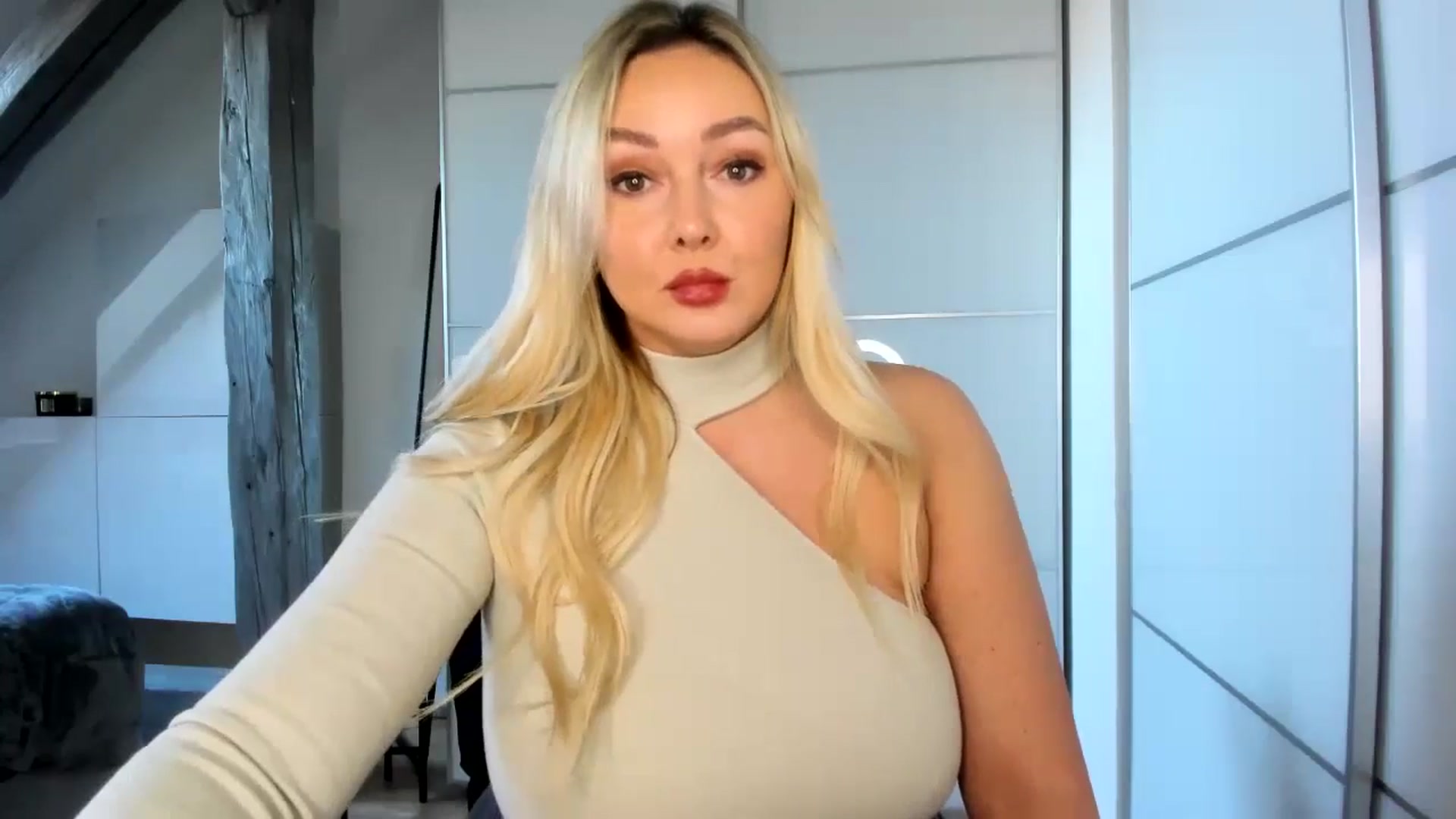 Mi_Ha video thumbnail