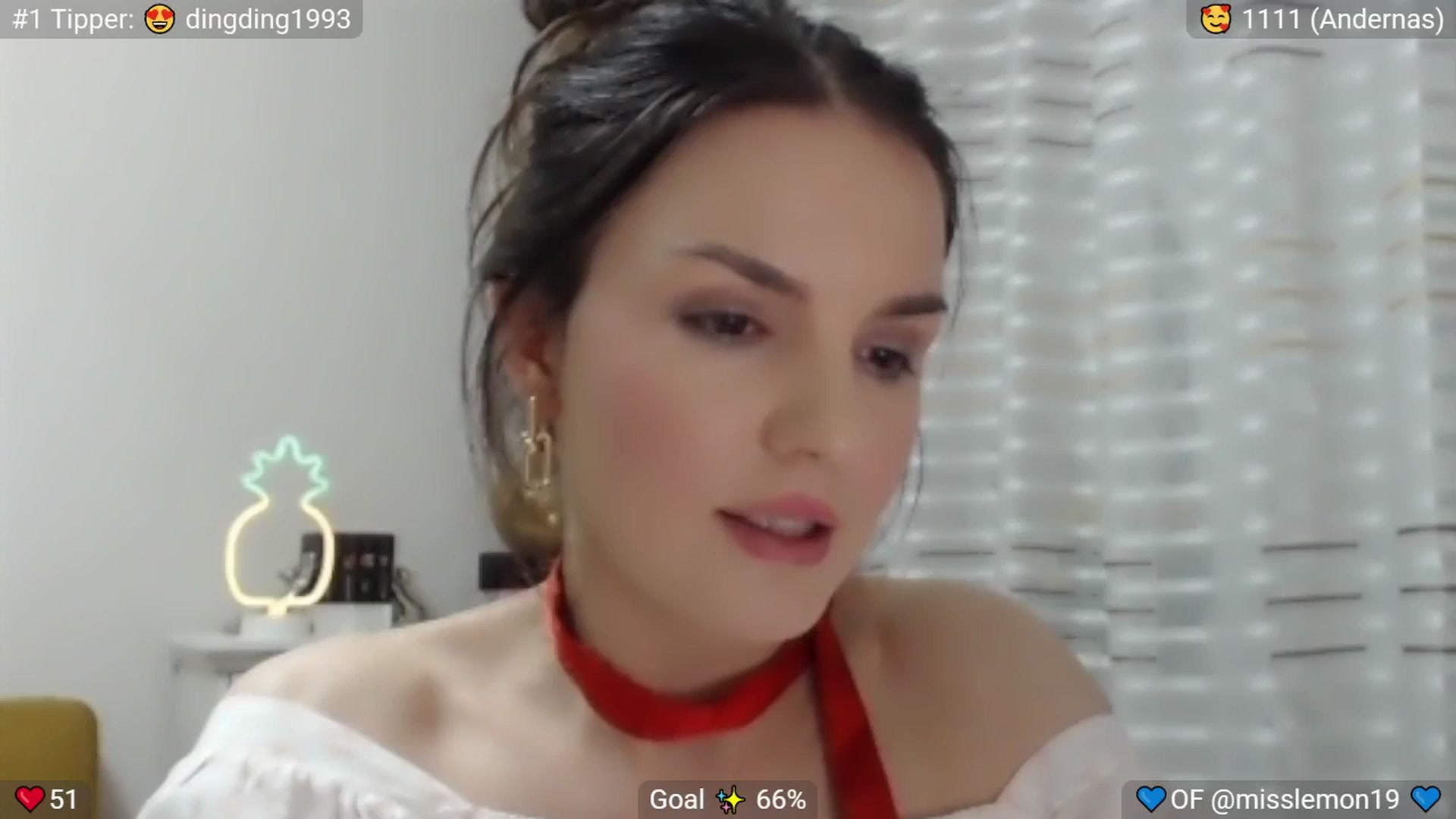 MissReno video thumbnail