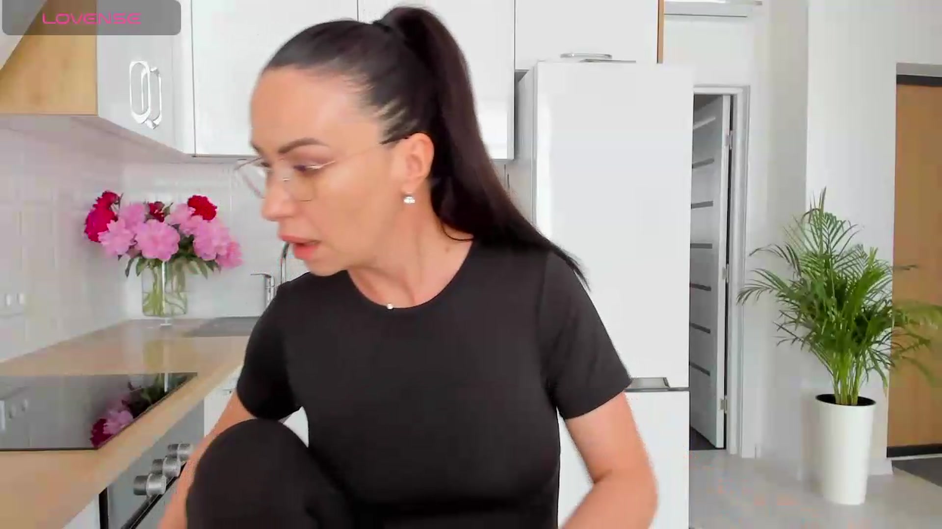 Annaliss video thumbnail
