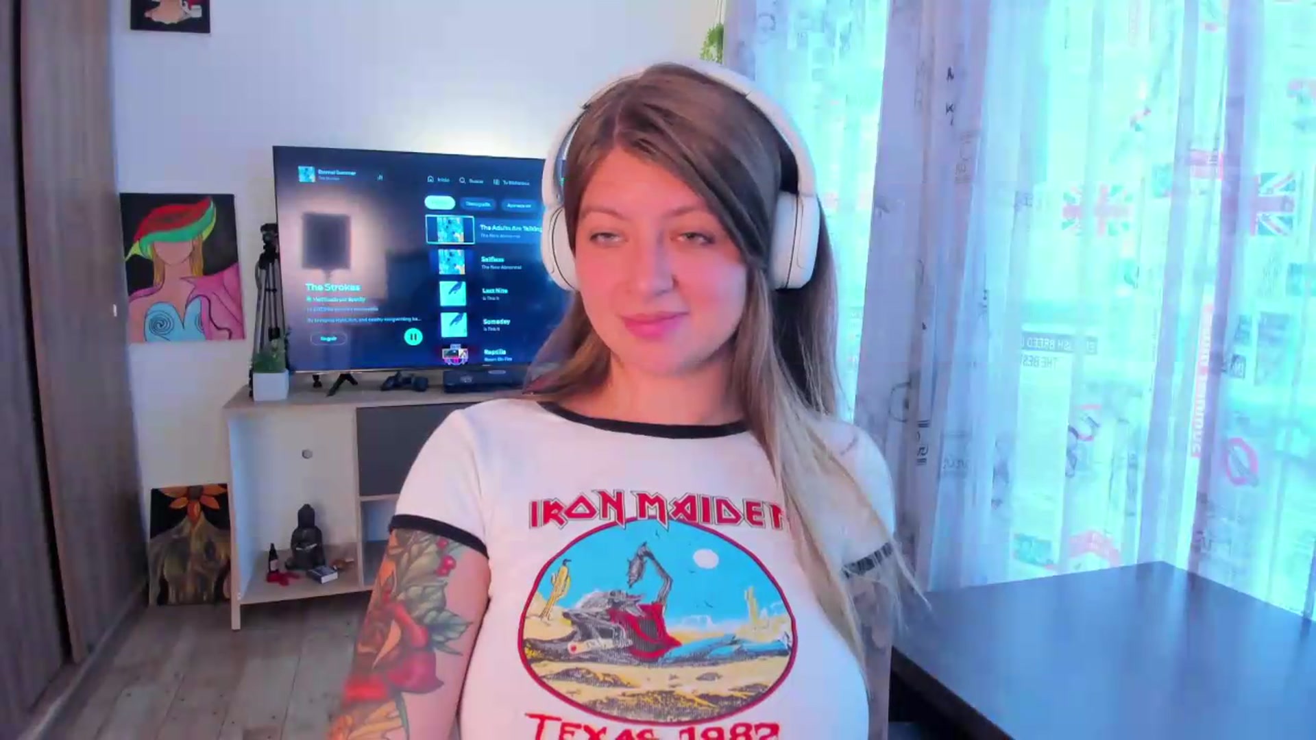 Emmaa_hostt video thumbnail