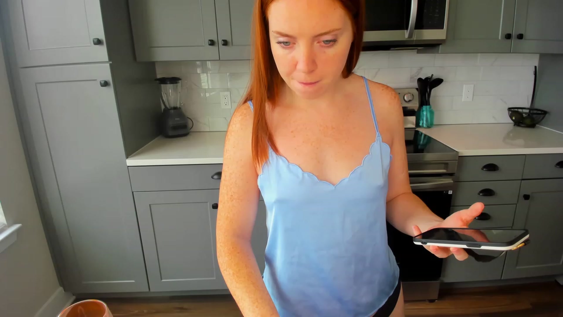 reinaxred video thumbnail