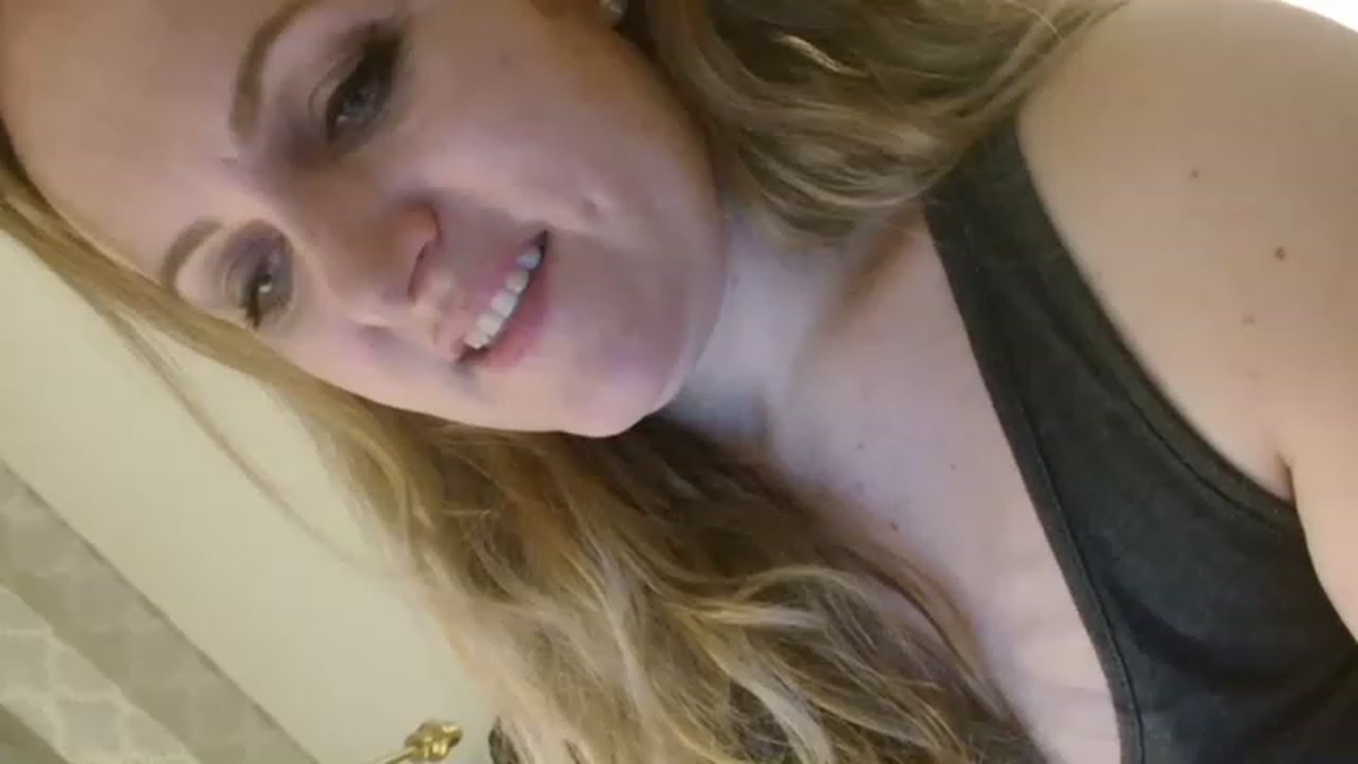JustLily video thumbnail