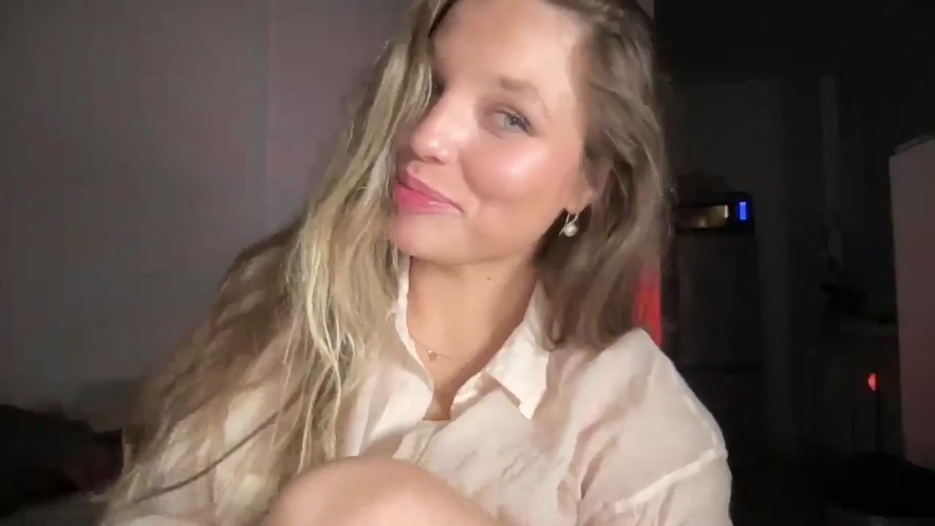 SabrinaGolden video thumbnail