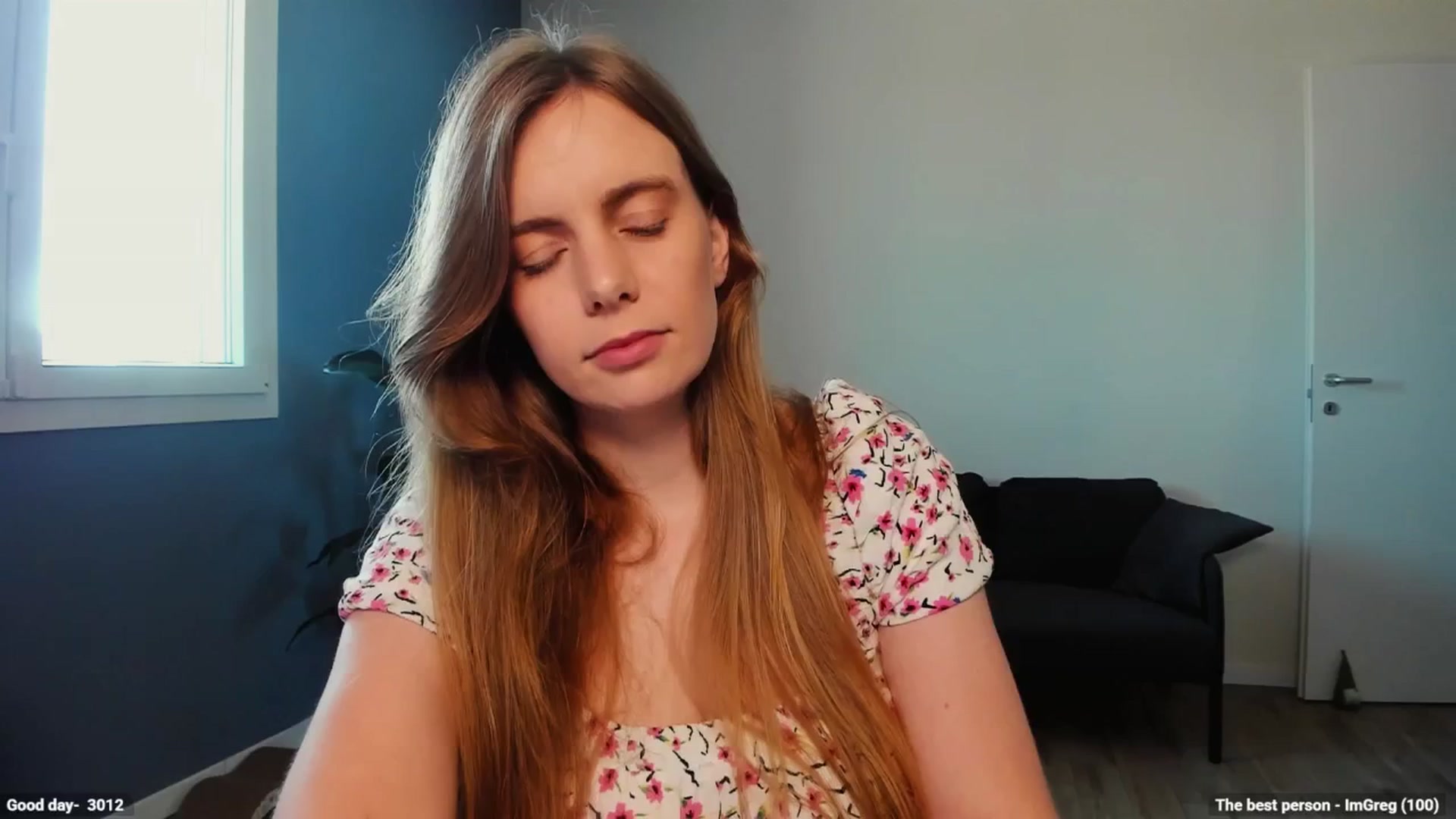 Personage video thumbnail