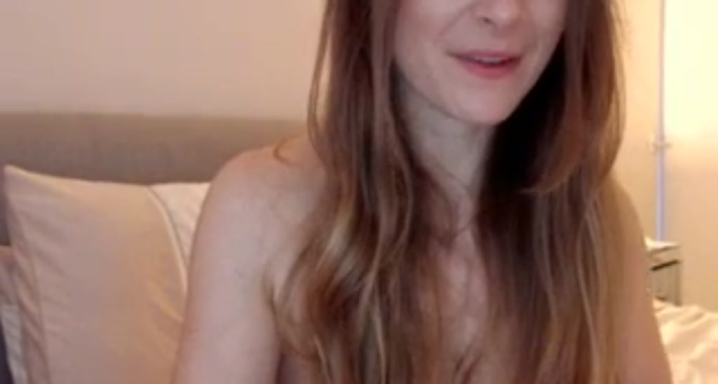 Sarah_Louise_ video thumbnail