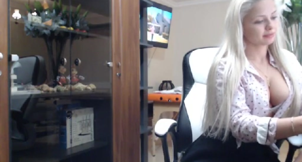 Innocentdoll_ video thumbnail