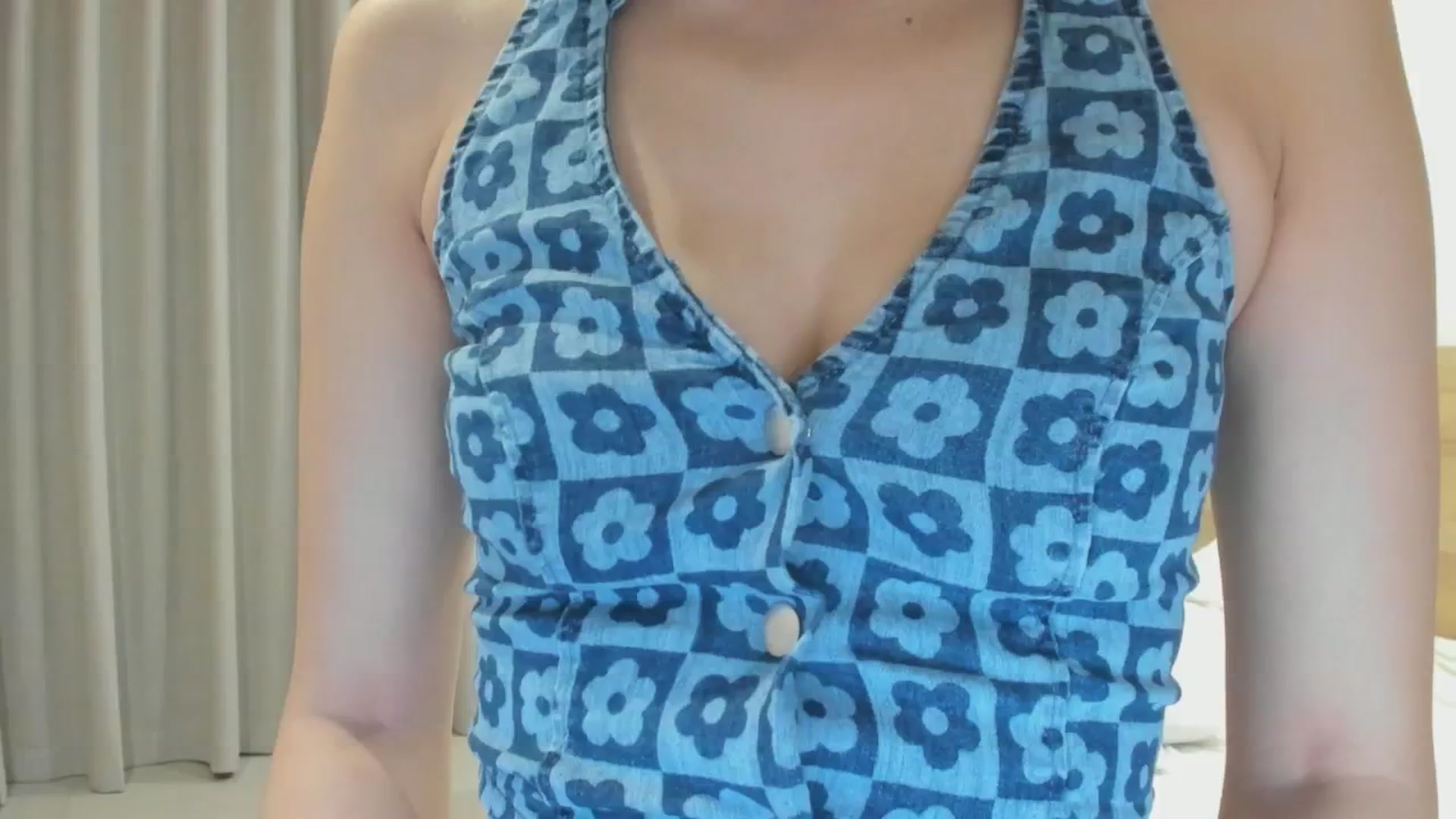 LindaMei video thumbnail