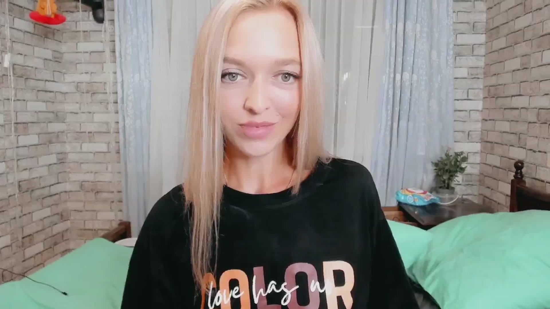 Ambri_Lili video thumbnail