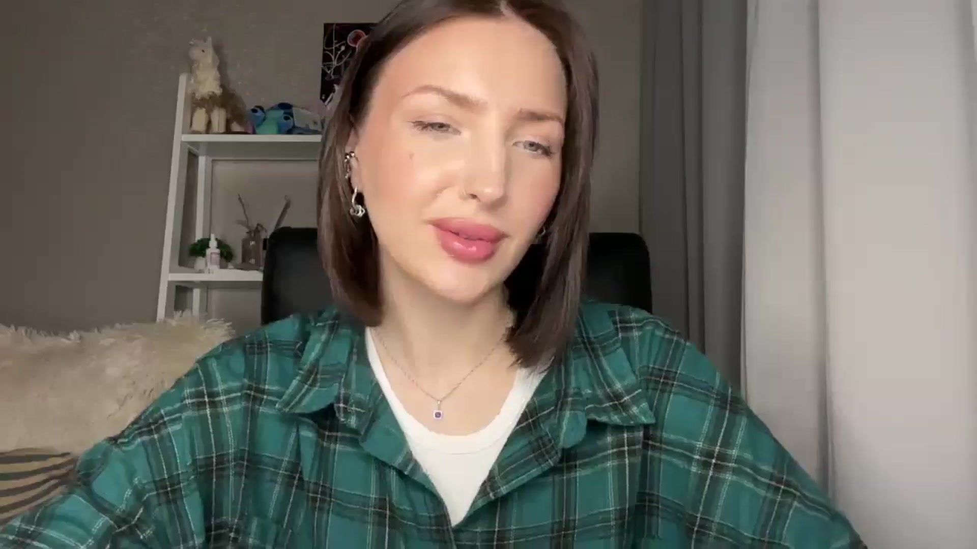 Di_Pearl video thumbnail