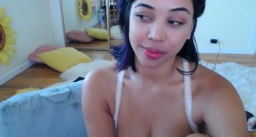 KissingHigh video thumbnail