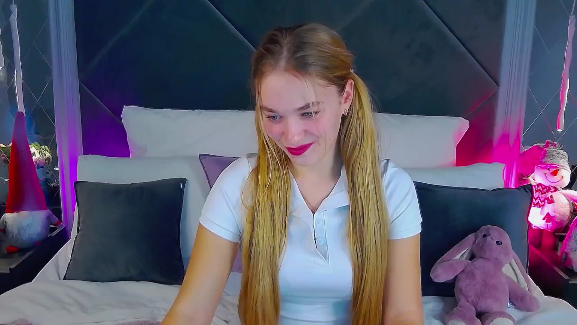 NoaLux video thumbnail
