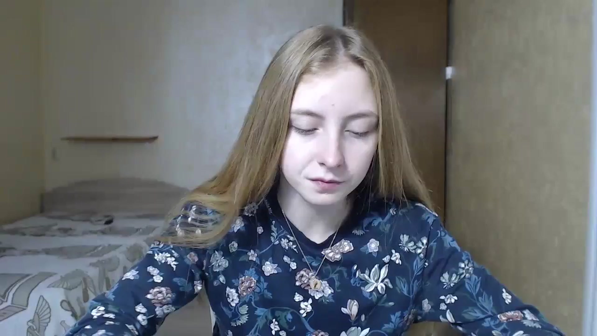 LilCutie video thumbnail