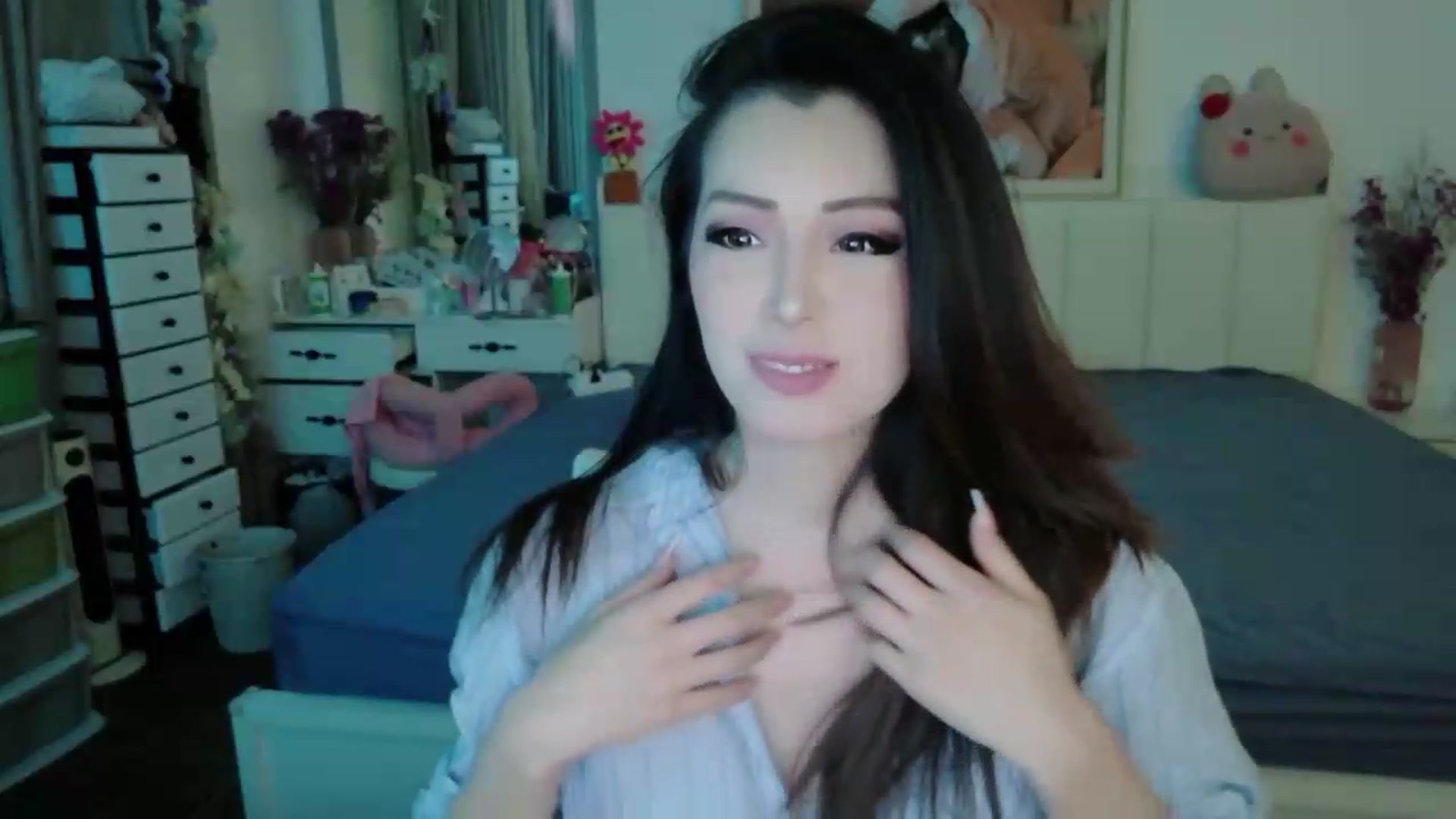 Bunni_ video thumbnail