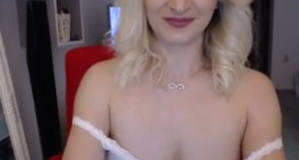 KinkyMonik video thumbnail