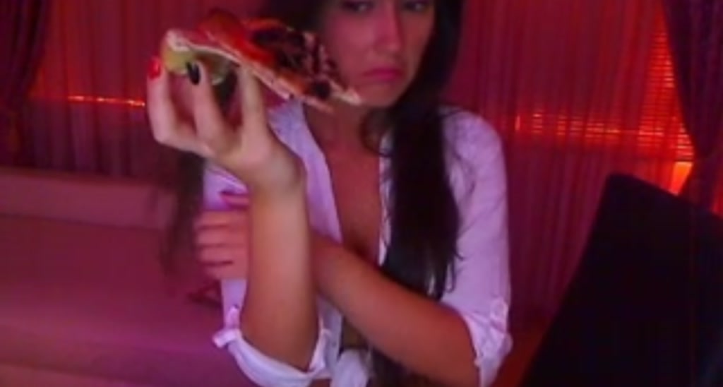 PoppyNaked video thumbnail
