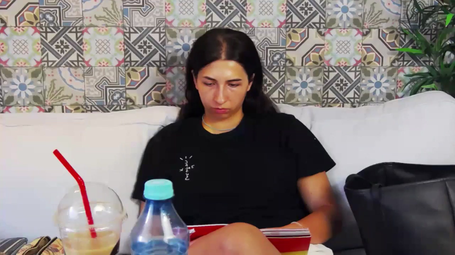 Khadijaa video thumbnail