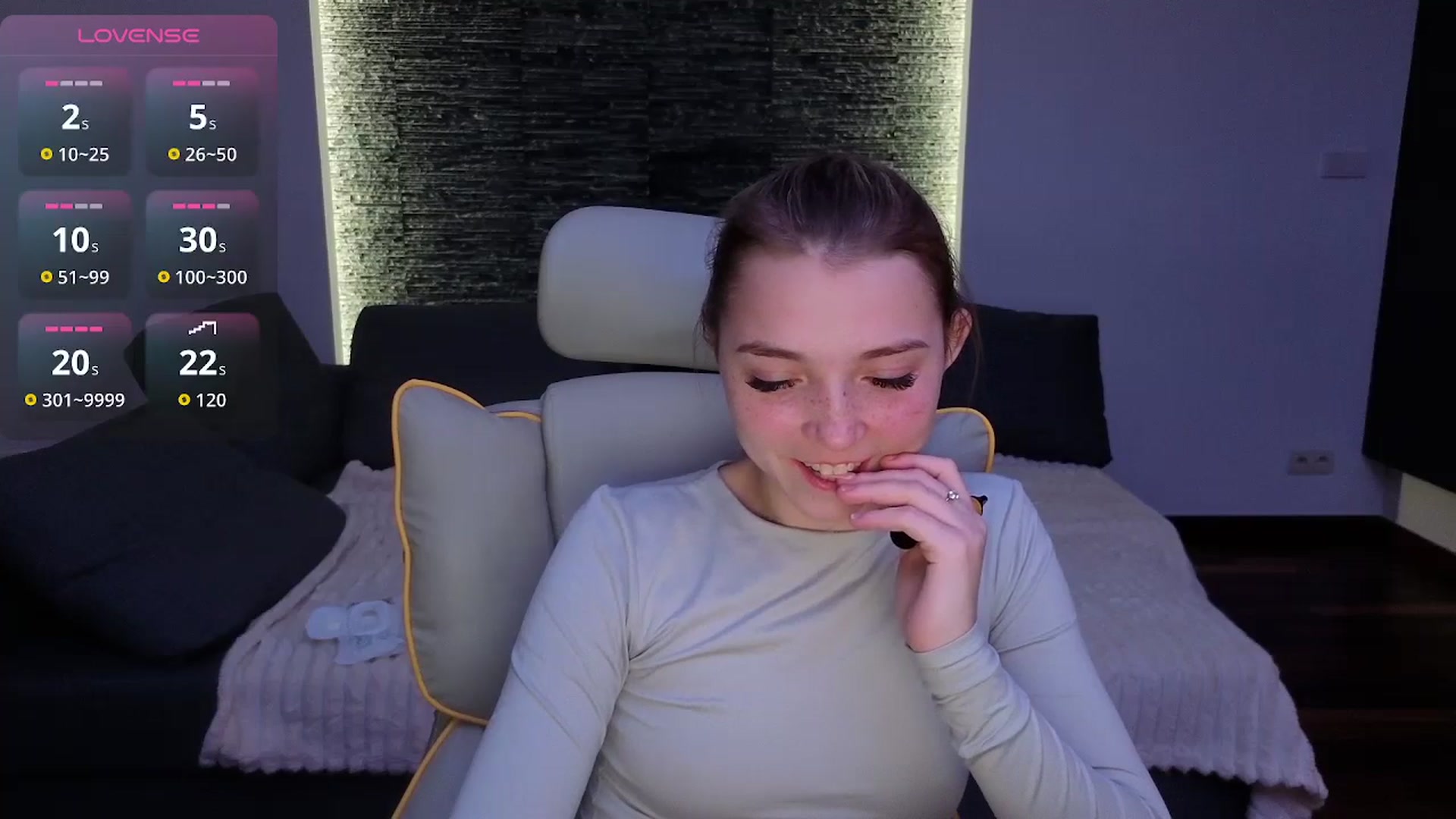 Daisyy video thumbnail