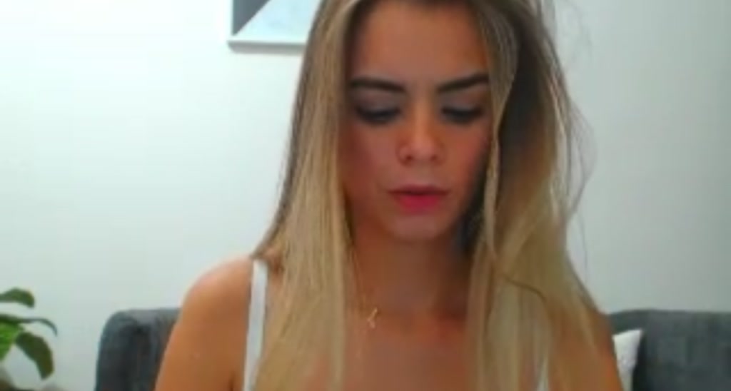 fresagirl video thumbnail